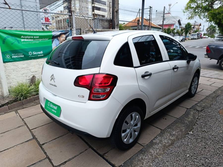 CITROËN - C3 - 2014/2015 - Branca - R$ 40.900,00