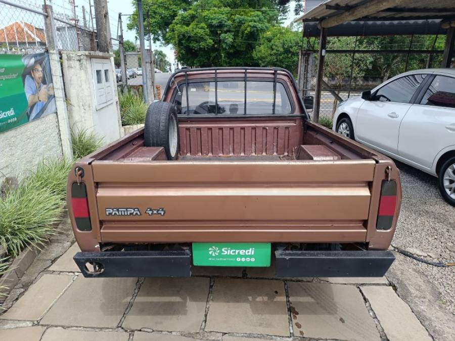 FORD - PAMPA - 1991/1991 - Marrom - R$ 16.000,00