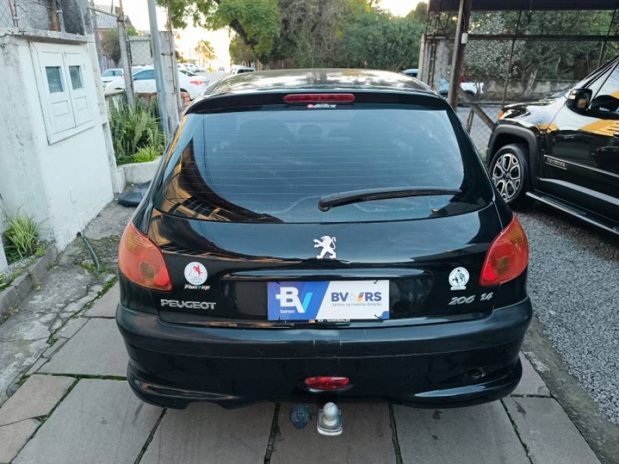 PEUGEOT - 206 - 2005/2005 - Preta - R$ 11.900,00