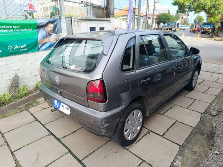 VOLKSWAGEN - GOL - 1998/1999 - Cinza - R$ 8.500,00