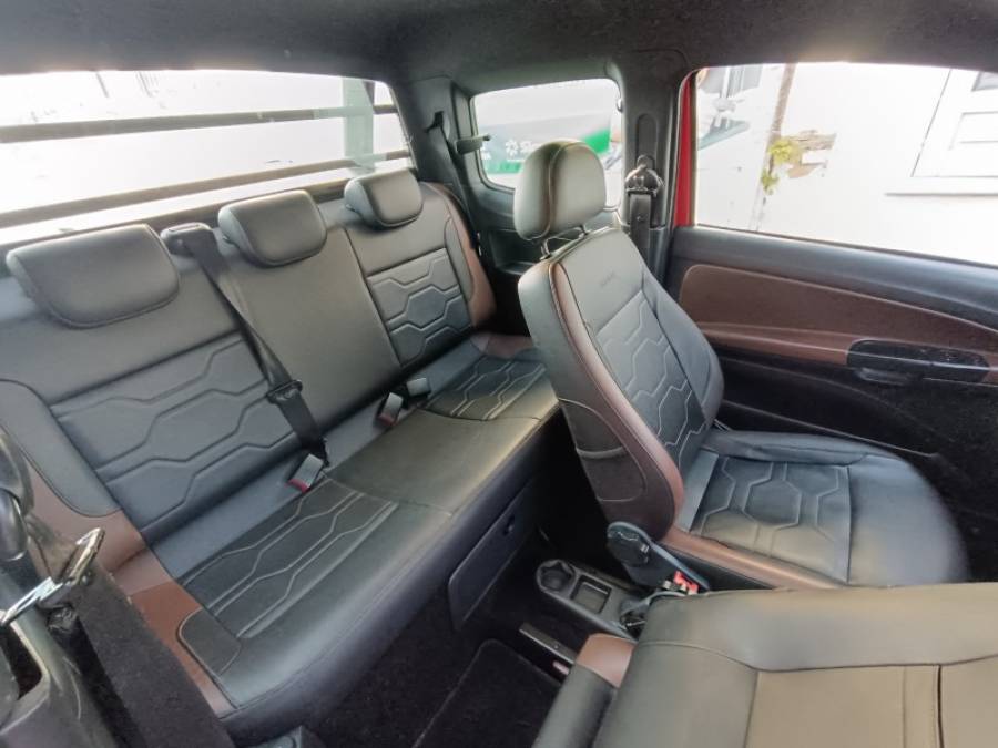 VOLKSWAGEN - SAVEIRO - 2019/2020 - Vermelha - R$ 86.900,00