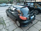 PEUGEOT - 206 - 2005/2005 - Preta - R$ 11.900,00