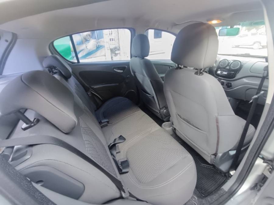 FIAT - PALIO - 2012/2012 - Prata - R$ 35.900,00