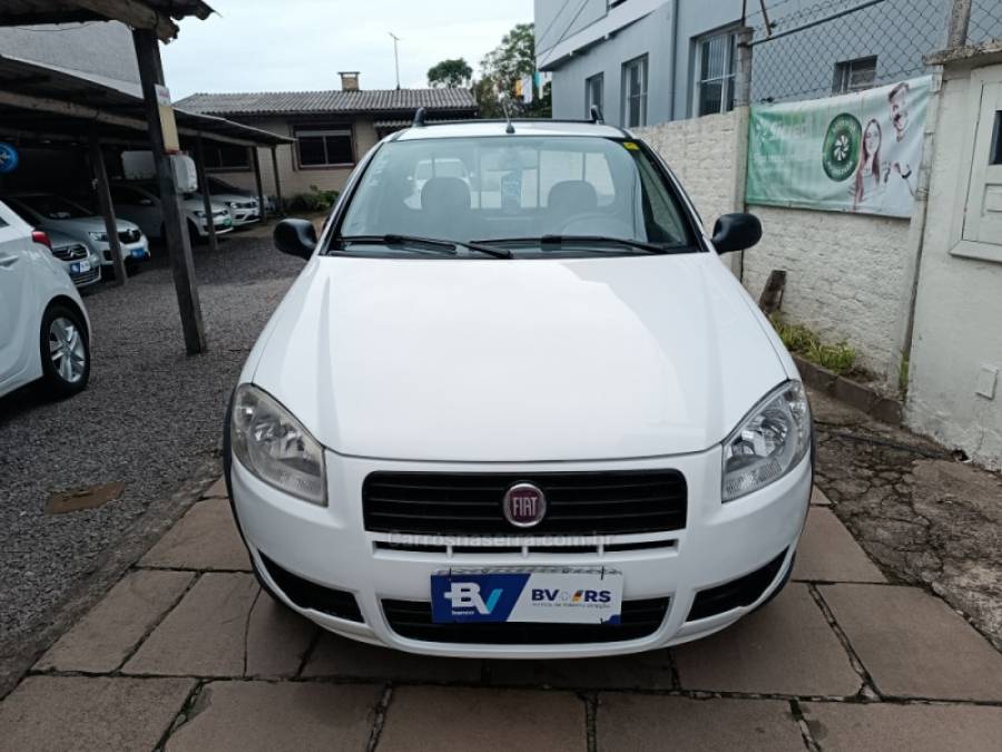 FIAT - STRADA - 2011/2012 - Branca - R$ 39.900,00