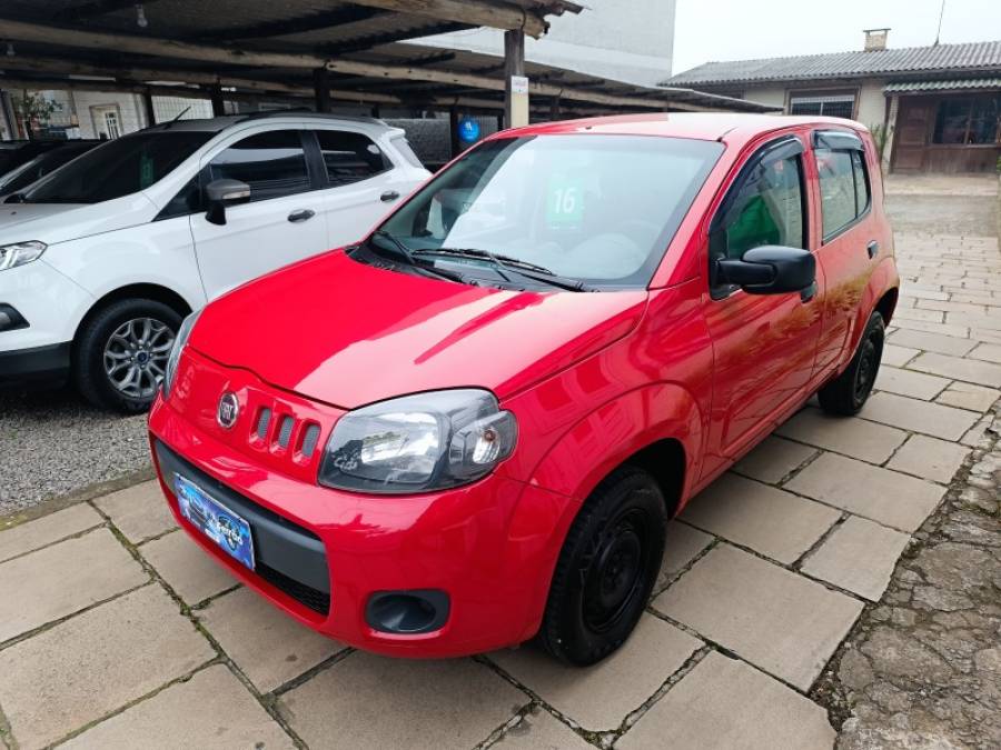 FIAT - UNO - 2015/2016 - Vermelha - R$ 35.900,00