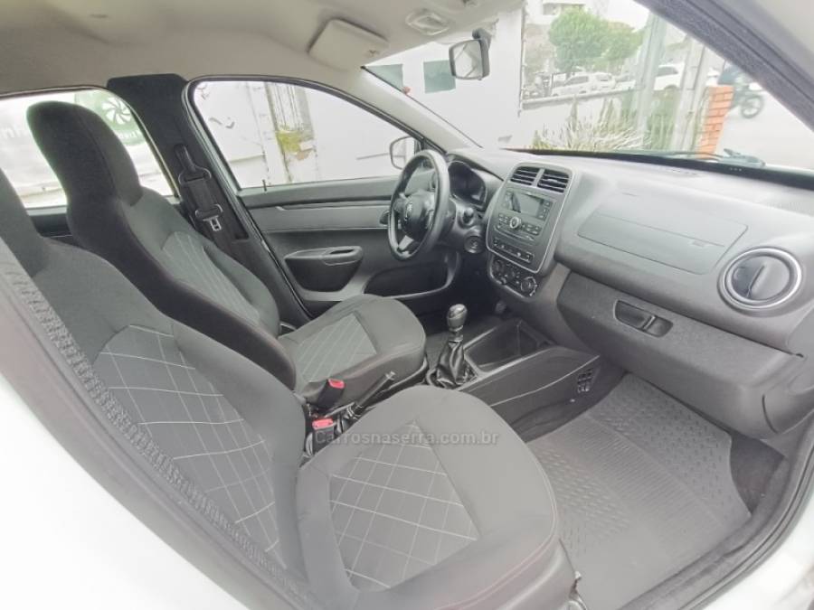 RENAULT - KWID - 2018/2019 - Branca - R$ 39.900,00