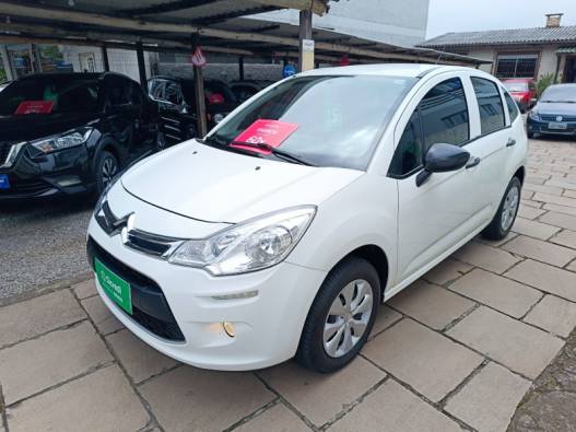 CITROËN - C3 - 2014/2015 - Branca - R$ 40.900,00