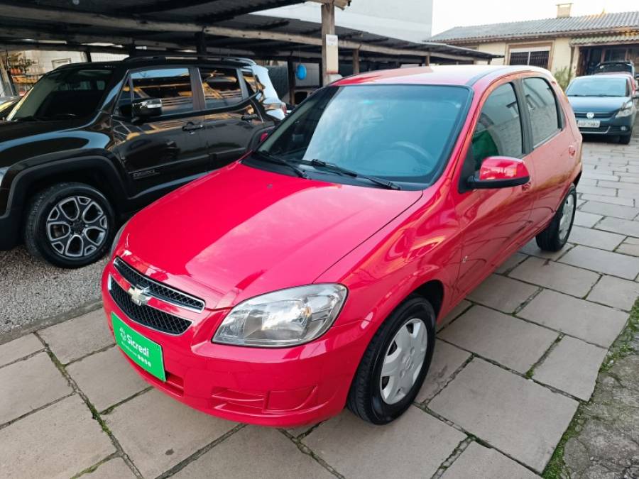 CHEVROLET - CELTA - 2011/2012 - Vermelha - R$ 34.900,00