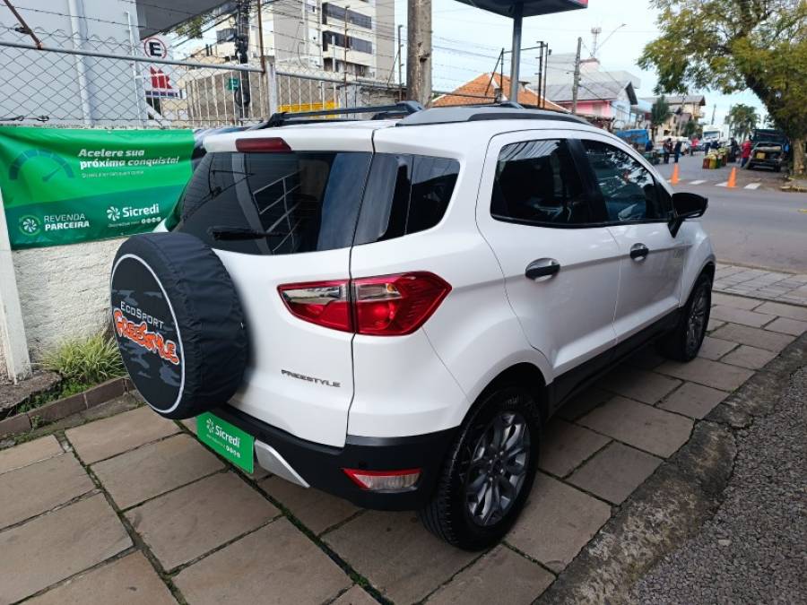 FORD - ECOSPORT - 2013/2013 - Branca - R$ 58.900,00
