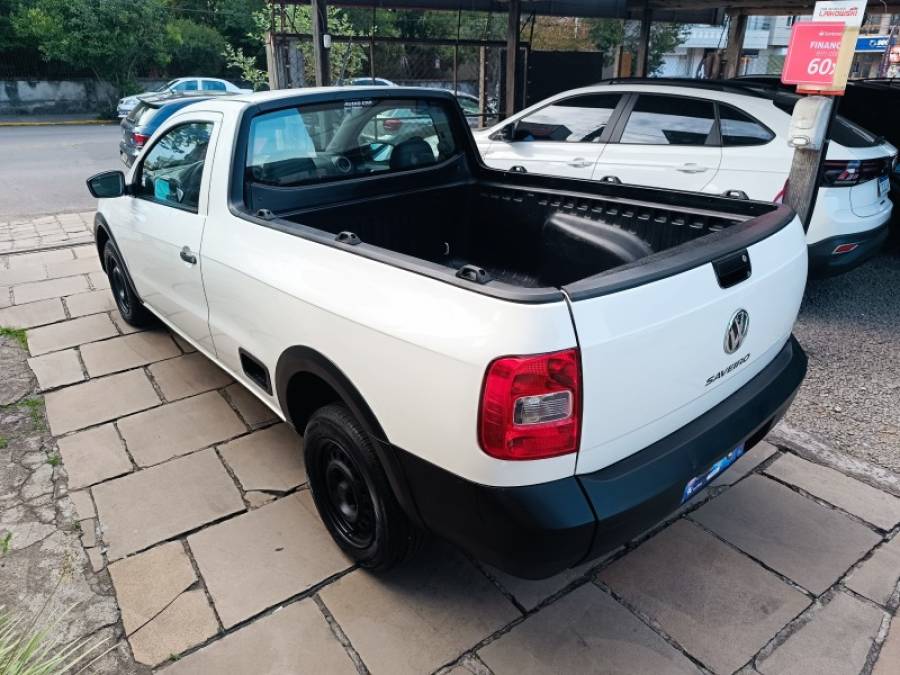 VOLKSWAGEN - SAVEIRO - 2015/2016 - Branca - R$ 47.900,00