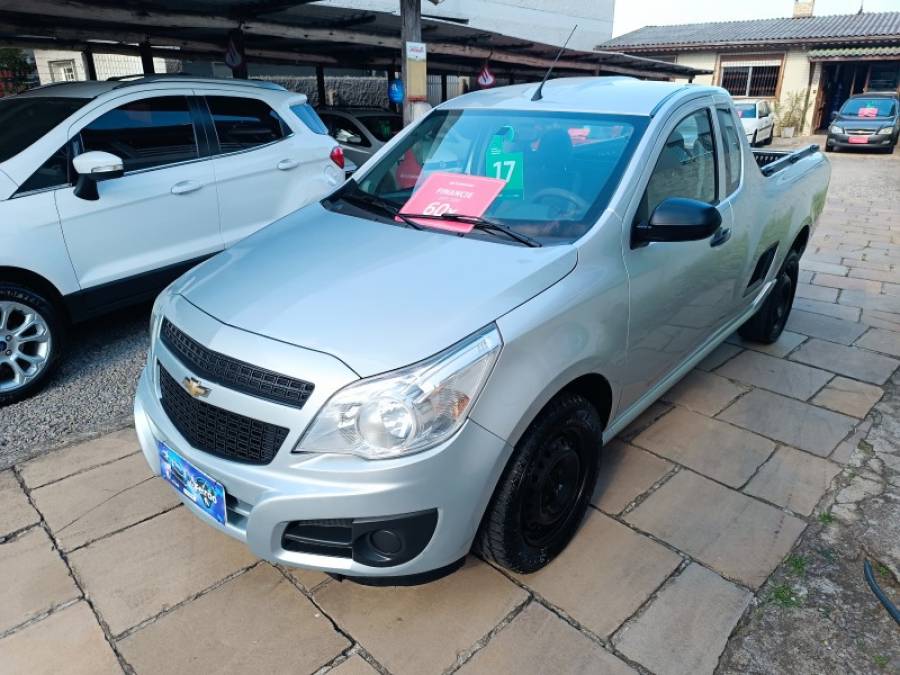 CHEVROLET - MONTANA - 2016/2017 - Prata - R$ 46.900,00