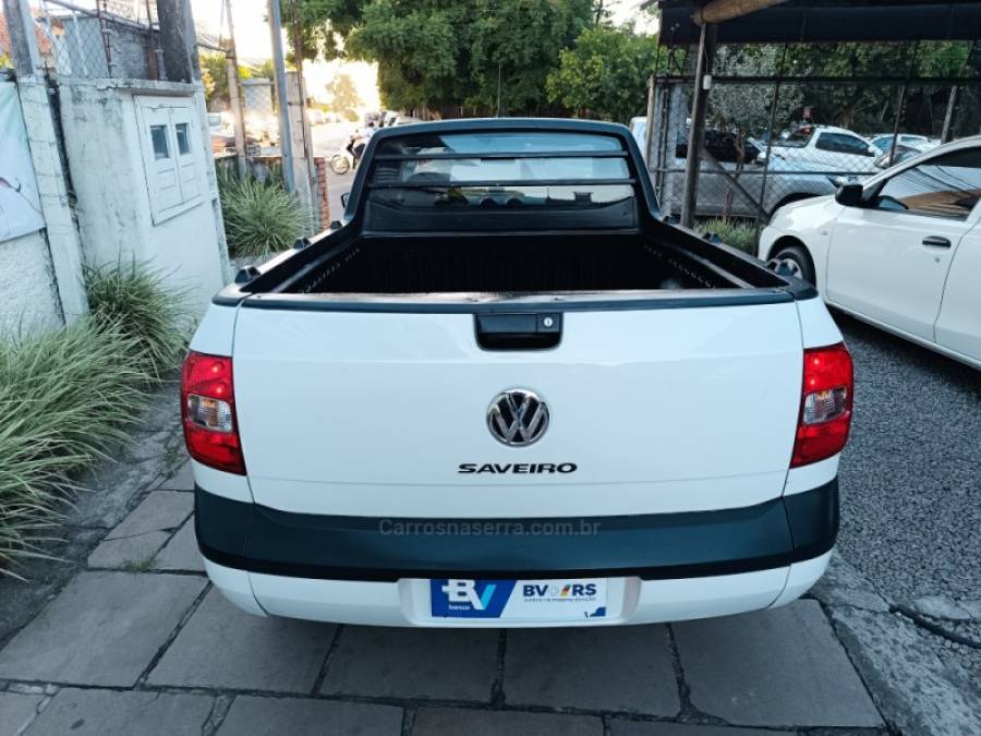 VOLKSWAGEN - SAVEIRO - 2014/2014 - Branca - R$ 46.900,00