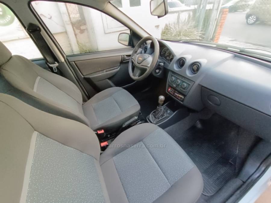 CHEVROLET - CELTA - 2011/2012 - Branca - R$ 27.900,00