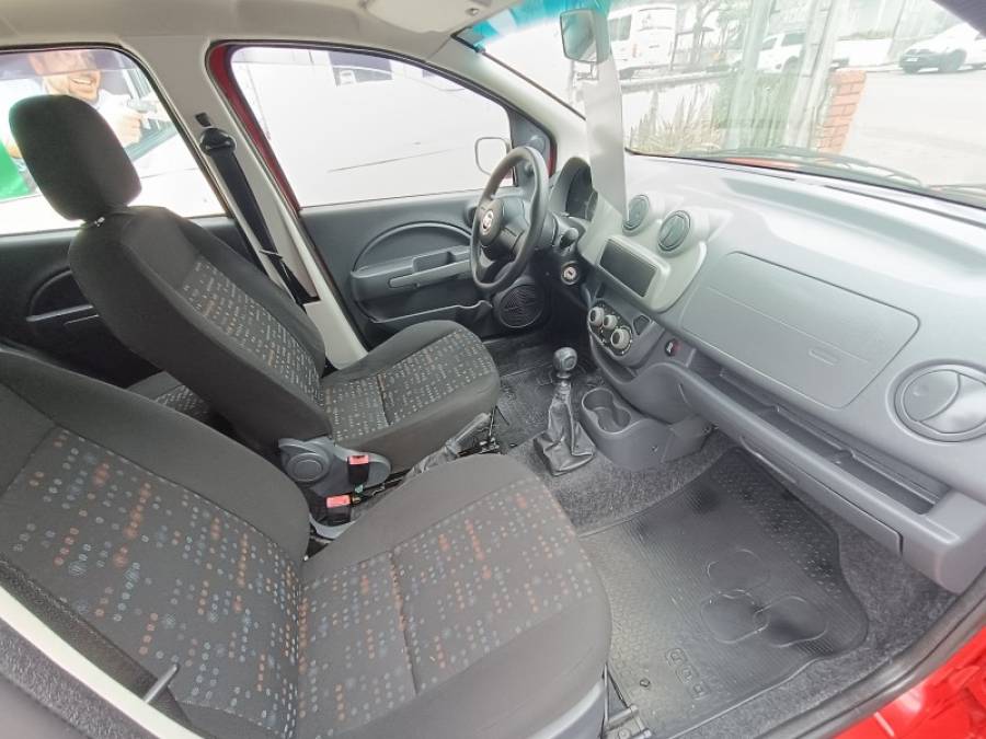 FIAT - UNO - 2015/2016 - Vermelha - R$ 35.900,00