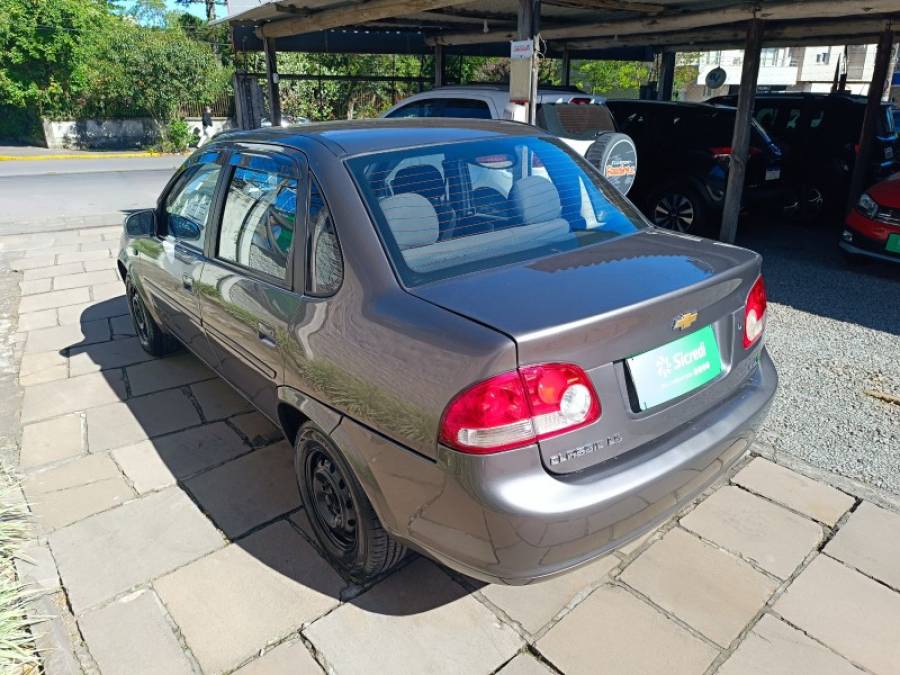 CHEVROLET - CLASSIC - 2013/2014 - Cinza - R$ 33.900,00