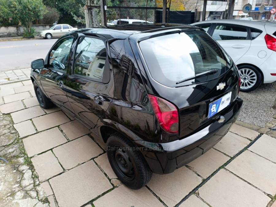 CHEVROLET - CELTA - 2011/2012 - Preta - R$ 29.900,00