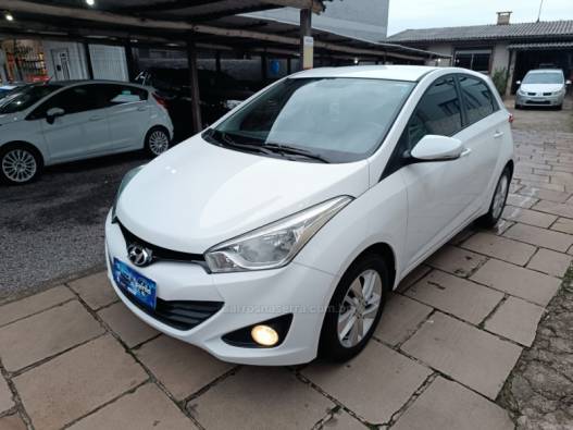 HYUNDAI - HB20 - 2013/2014 - Branca - R$ 56.900,00